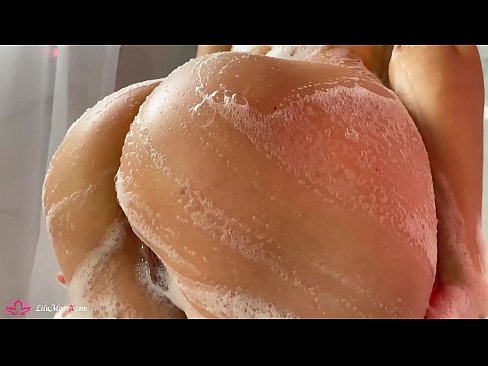 ❤️ Brunette onanerar fittan med vibrator till intensiv orgasm i duschen ❤️ Sexvideo at sv.battlepass-bonuse.ru ❤